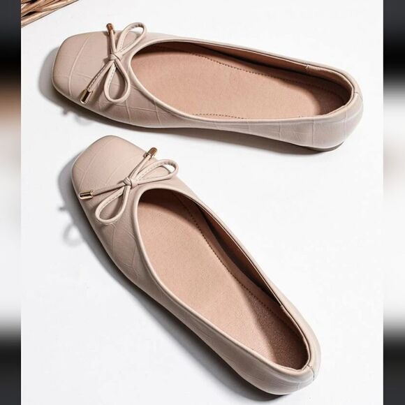 REPORT STUDDED ROUND TOE SLIP-ON WOMEN"S BALLET FLATS SHOE - Picture 13 of 14